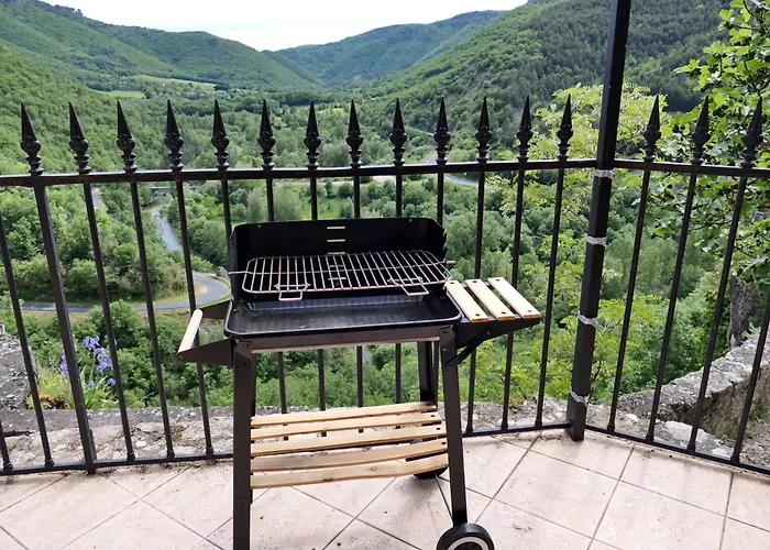 Castel De - L'egyptien Cantobre